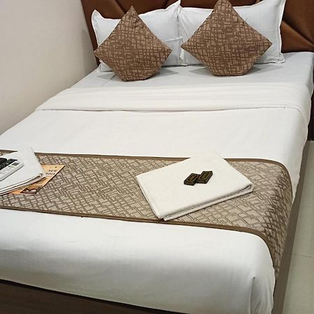 Hotel Bkc Anex Near Bandra Kurla Complex Bombay Esterno foto